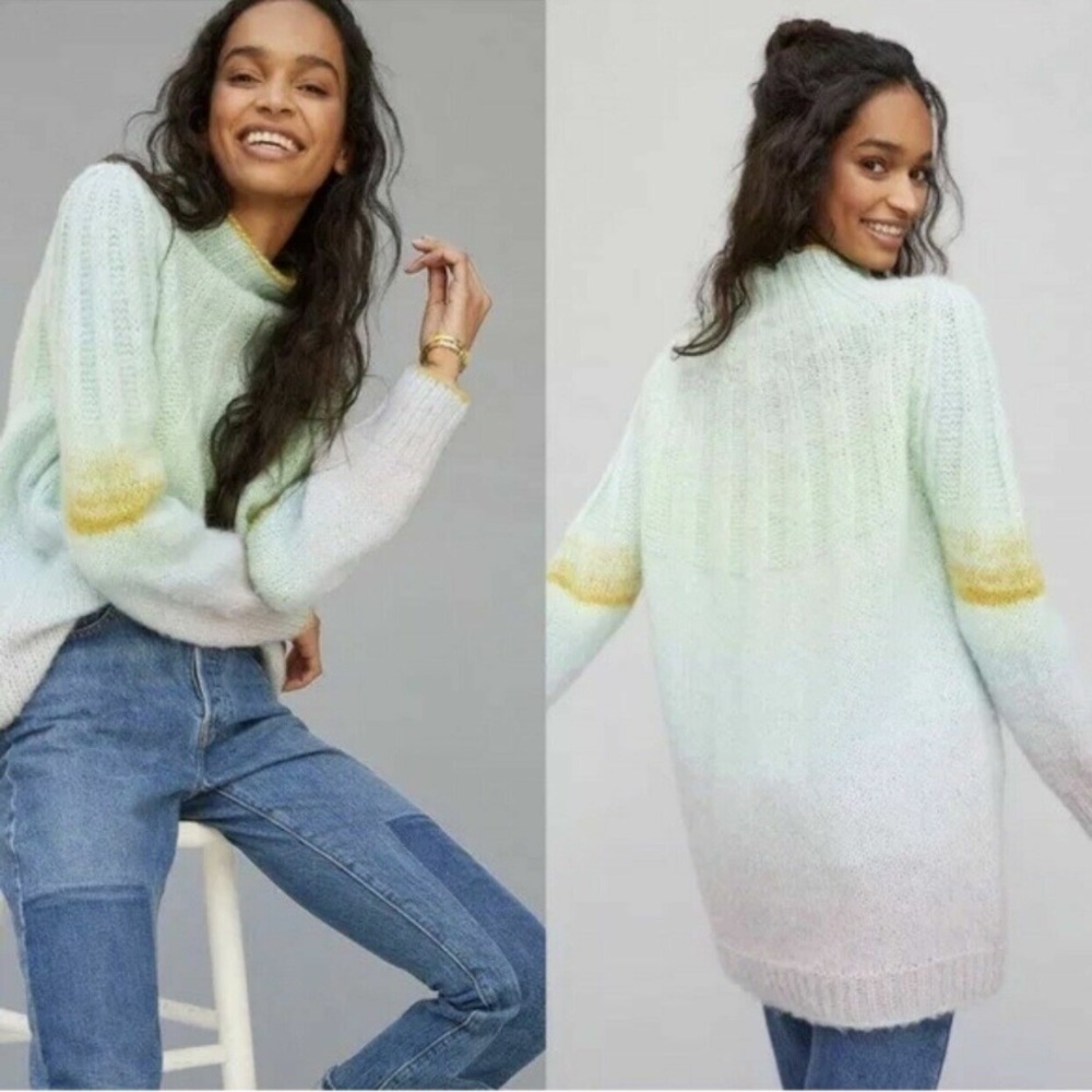 Anthropologie Ombre Tunic Sweater Mock Neck Green and Yellow Size medium
